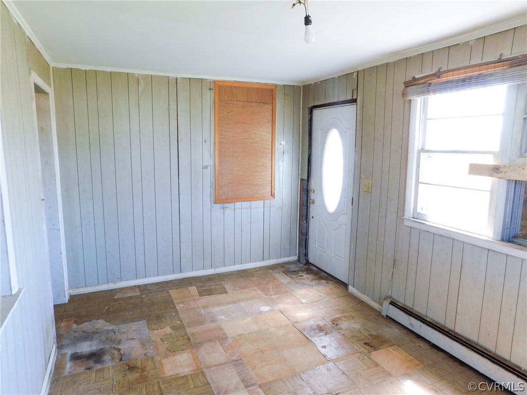 277 Deer Run Road Callao, VA 22435 - Photo 12 of 38 Gallery Image 12
