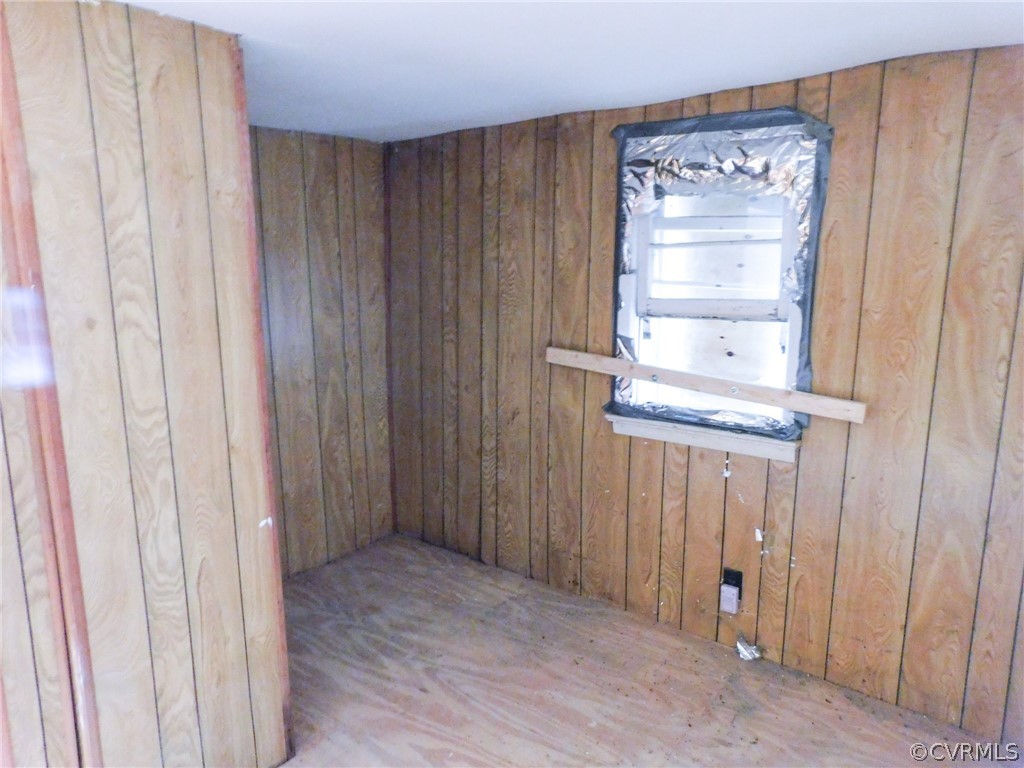277 Deer Run Road Callao, VA 22435 - Photo 29 of 38 Gallery Image 29