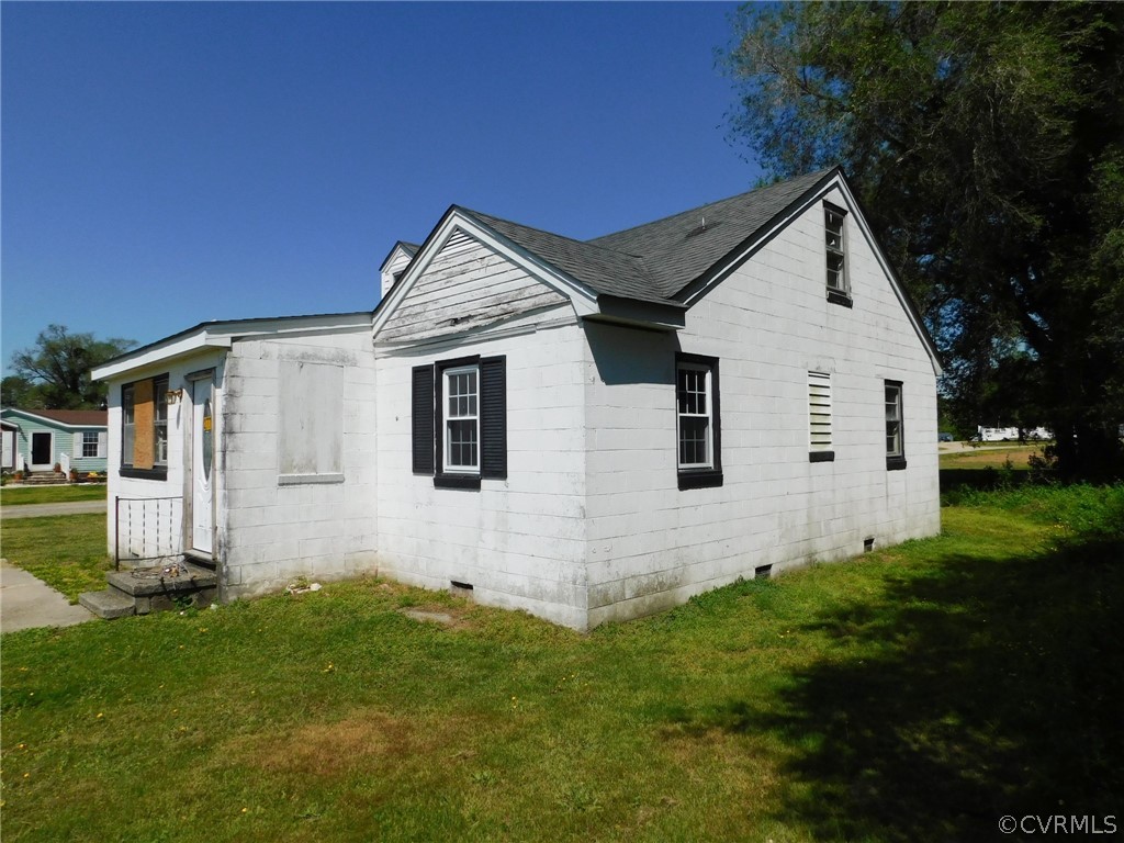 277 Deer Run Road Callao, VA 22435 - Photo 3 of 38 Gallery Image 3