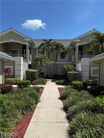 $234,900 | 2280 Somerset Ridge Drive, Unit 102, Lehigh Acres, FL 33973