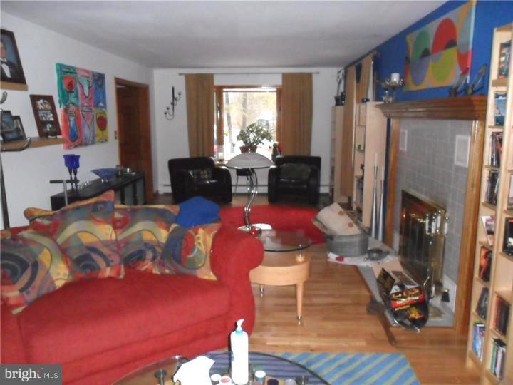 74 West Seven Stars Road Spring City, PA 19475 - Photo 8 of 21 Living Room