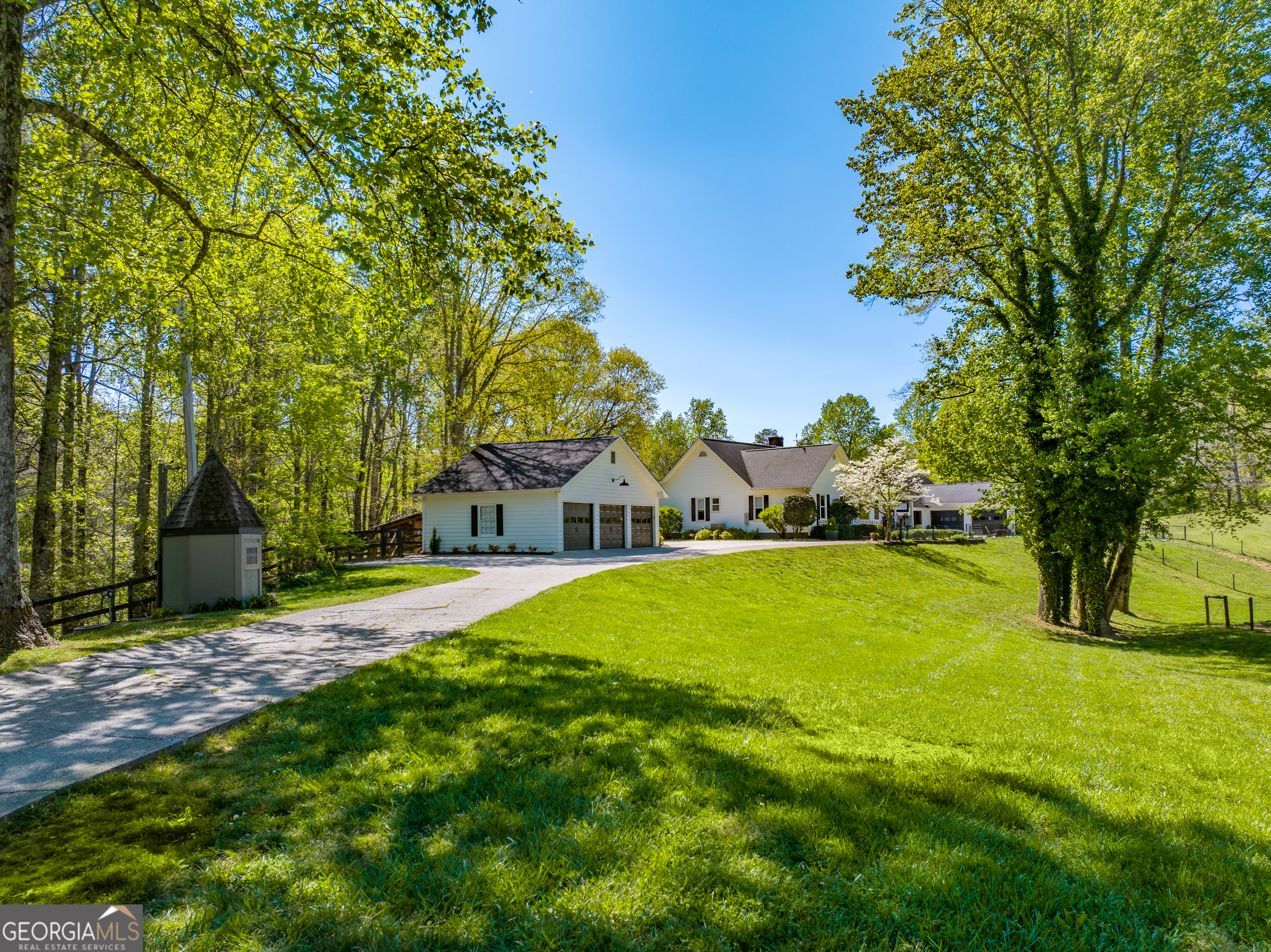 5855 Tony Peck Road Murrayville, GA 30564 - Photo 10 of 89