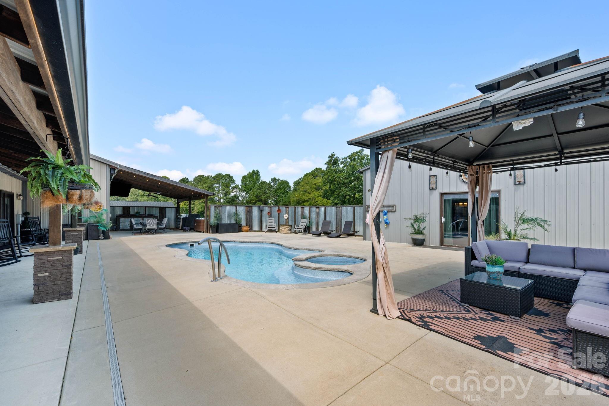 7562 Long Island Road Catawba, NC 28609 - Photo 28 of 47 Gallery Image 28