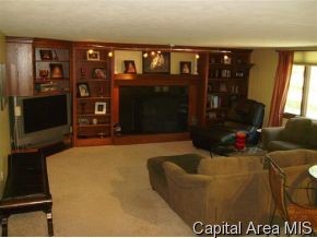 14 Oakwood Road Springfield, IL 62711 - Photo 6 of 11