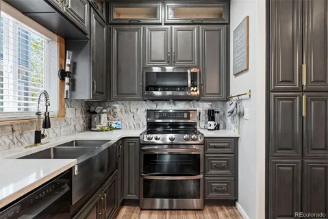 $470,000 | 20982 East 40th Place, Denver, CO 80249