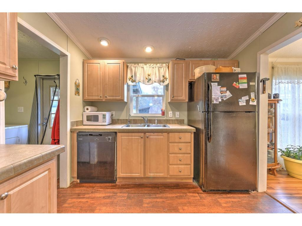 229 J Mell Johnson Road Greeneville, TN 37745 - Photo 15 of 33 Photo 16