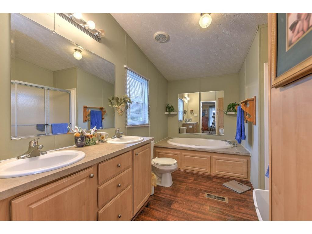 229 J Mell Johnson Road Greeneville, TN 37745 - Photo 27 of 33 Photo 28