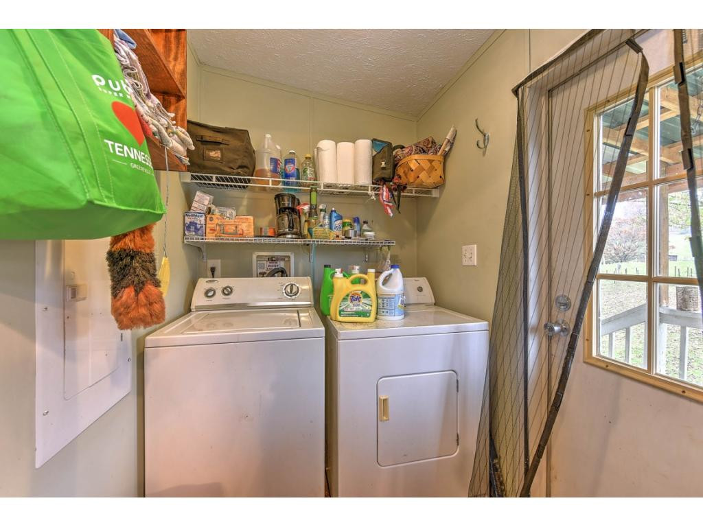 229 J Mell Johnson Road Greeneville, TN 37745 - Photo 29 of 33 Photo 31