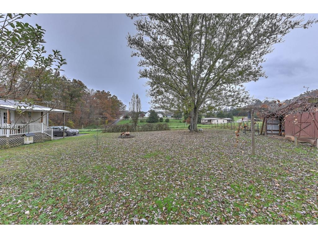 229 J Mell Johnson Road Greeneville, TN 37745 - Photo 32 of 33 Photo 34