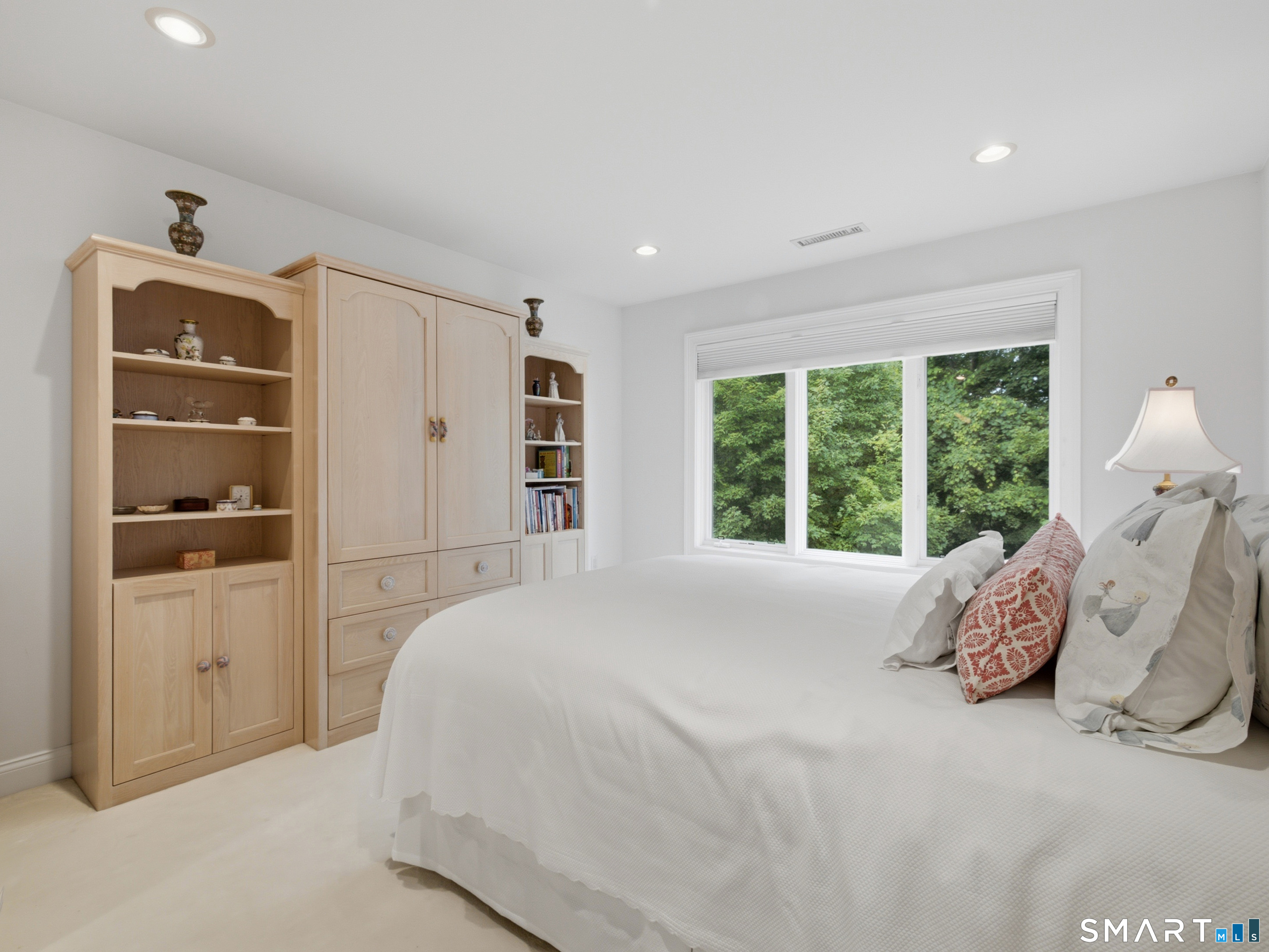 2 Shirecrest, Unit 2 Avon, CT 06001 - Photo 25 of 39