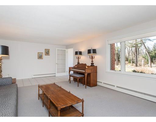 9 Normandy Road Springfield, MA 01106 - Photo 10 of 30 Gallery Image 10