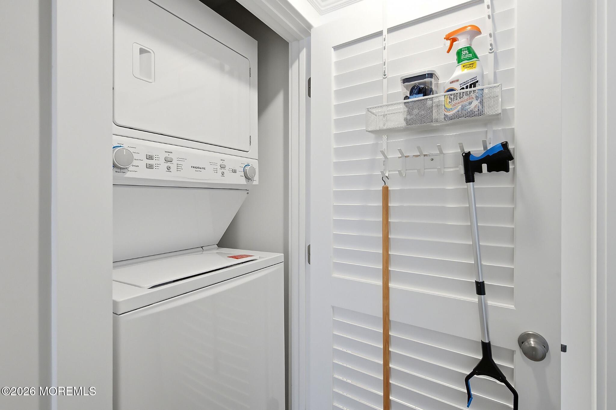 12 Shell Road Mantoloking, NJ 08738 - Photo 15 of 20 15-Laundry