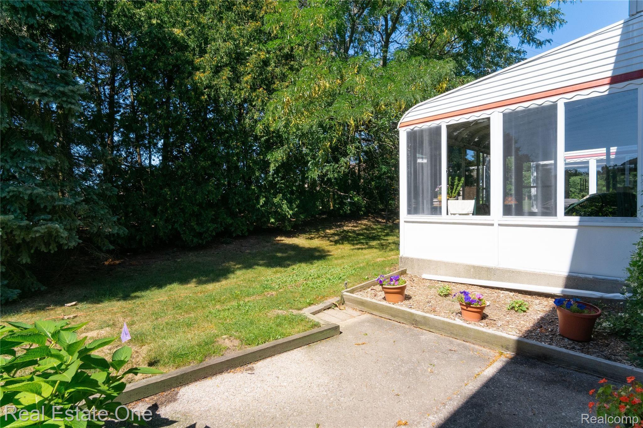 6695 Andersonville Road Clarkston, MI 48346 - Photo 9 of 35 Exteriors (9 of 9).jpg