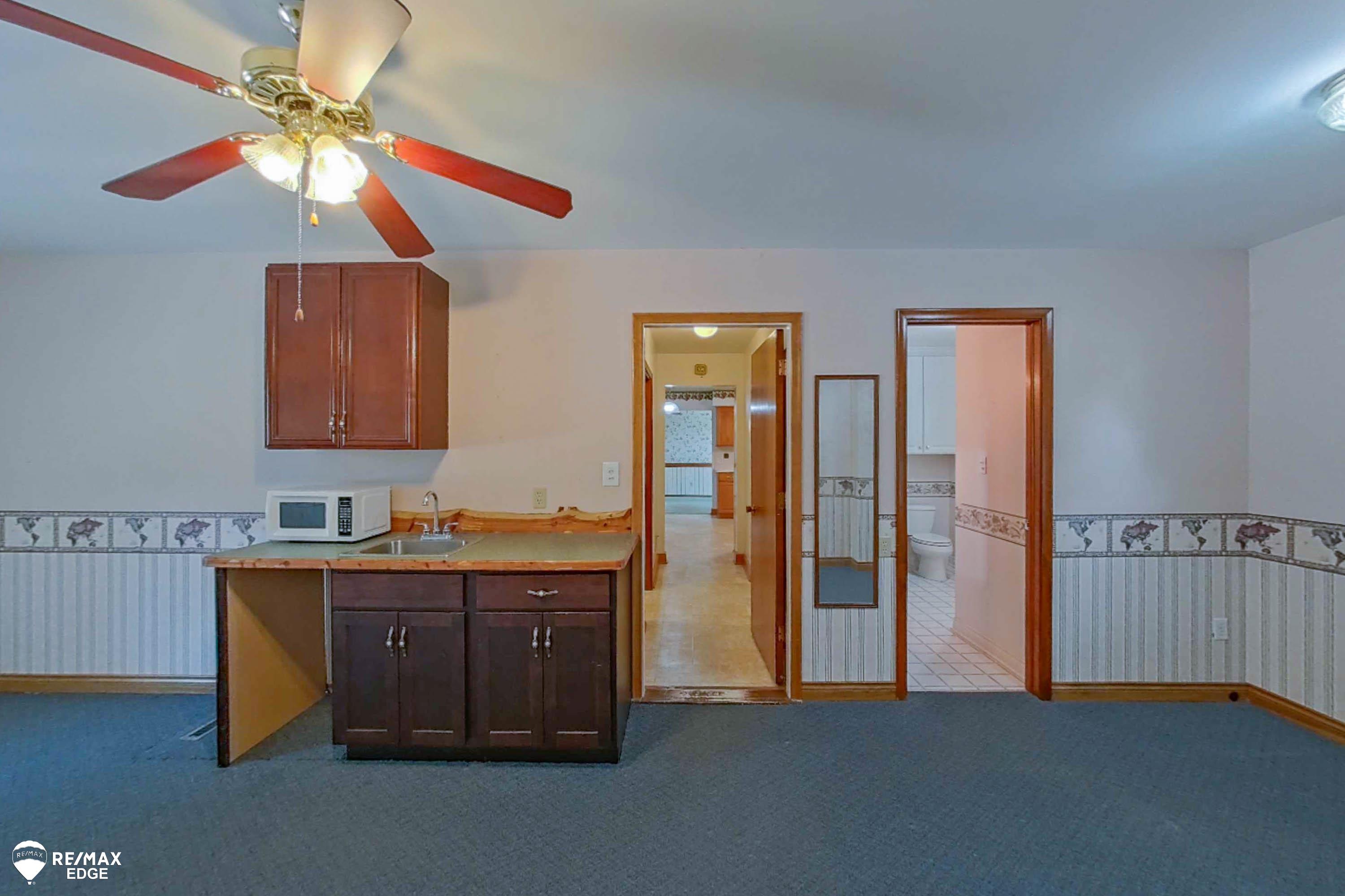 11250 East Potter Road Davison, MI 48423 - Photo 25 of 35 50115485-24.JPG