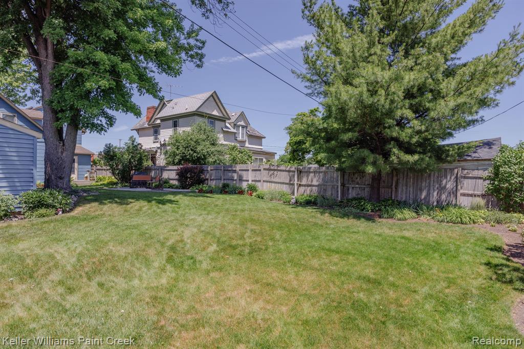 420 East Street Rochester, MI 48307 - Photo 27 of 35