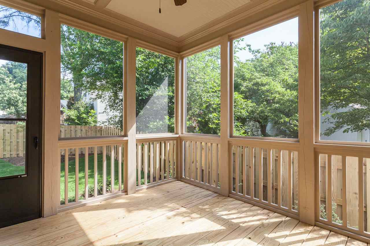 321 Georgetown Road Raleigh, NC 27608 - Photo 6 of 25 Photo 6