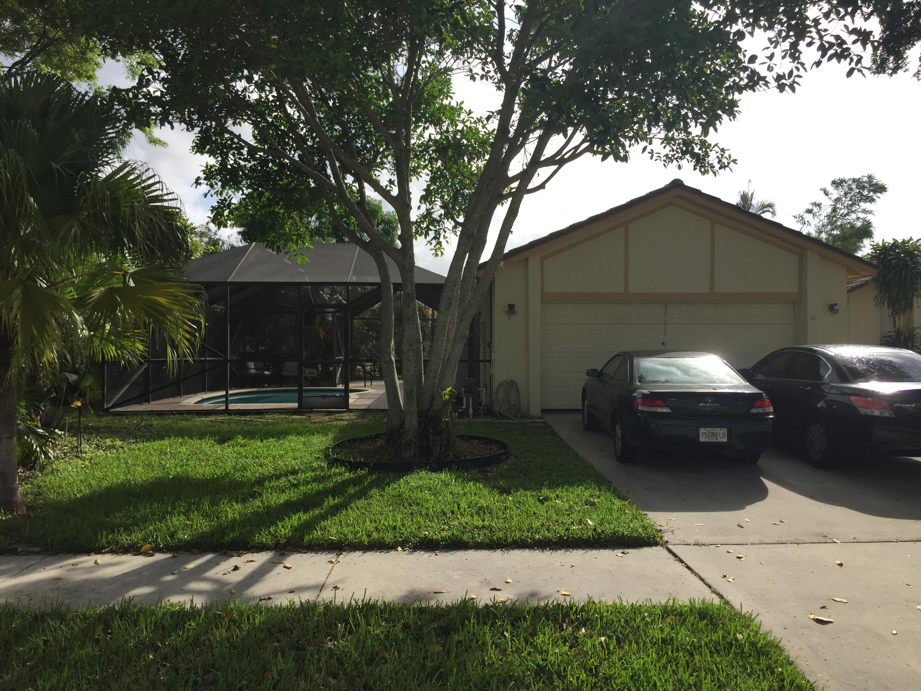 10383 Islander Drive Boca Raton, FL 33498 - Photo 2 of 10 Front Picture