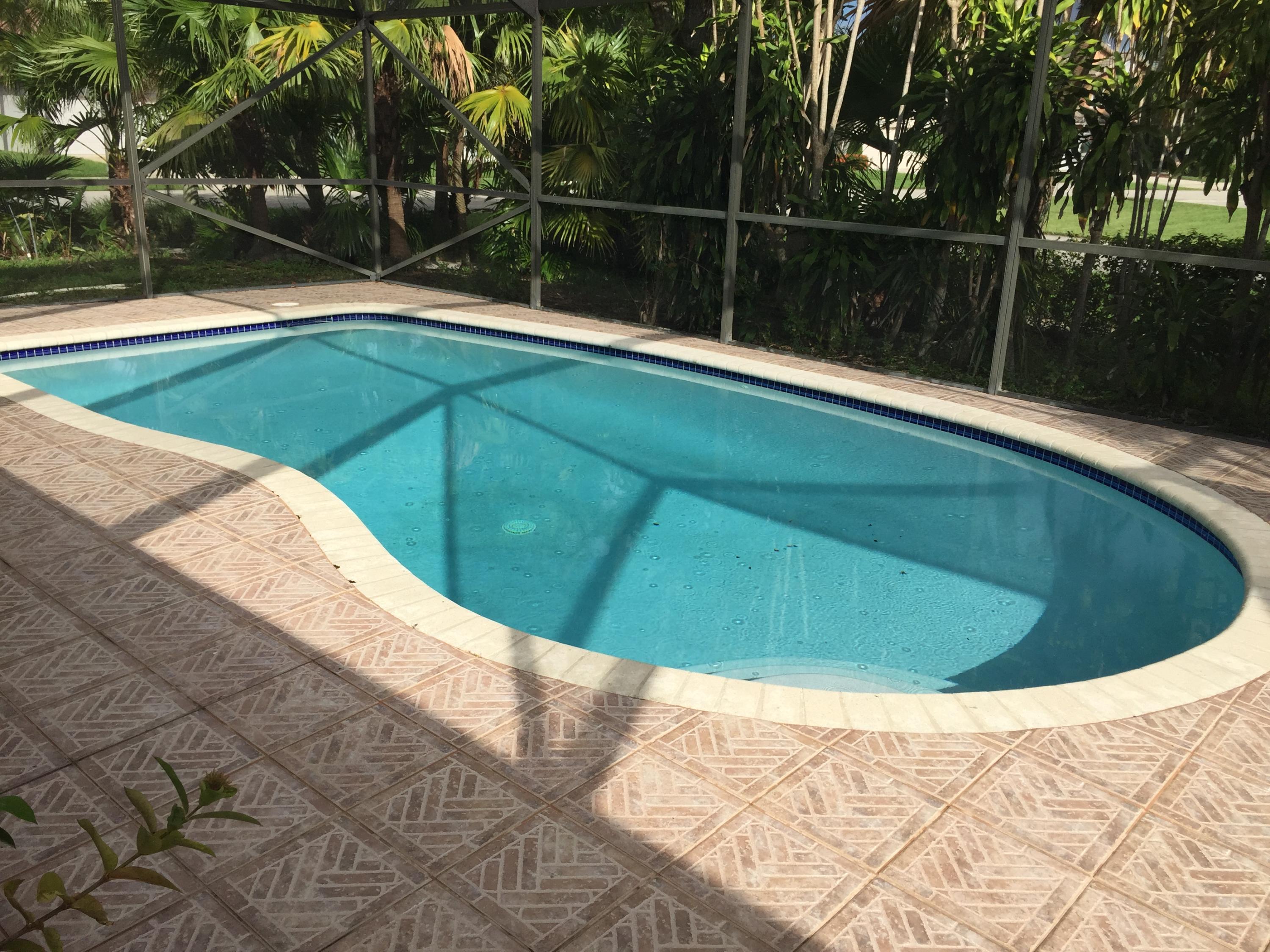 10383 Islander Drive Boca Raton, FL 33498 - Photo 6 of 10 pool