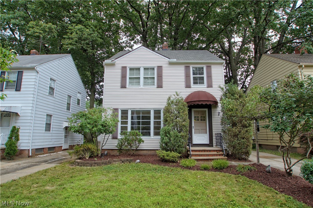 1149 Argonne Road Cleveland, OH 44121 - Photo 1 of 28 Gallery Image 1