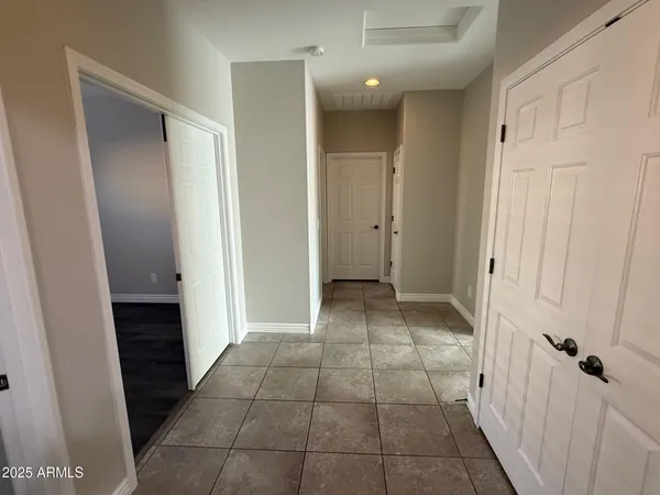 $2,185 | 2682 East Gillcrest Road, Gilbert, AZ 85298