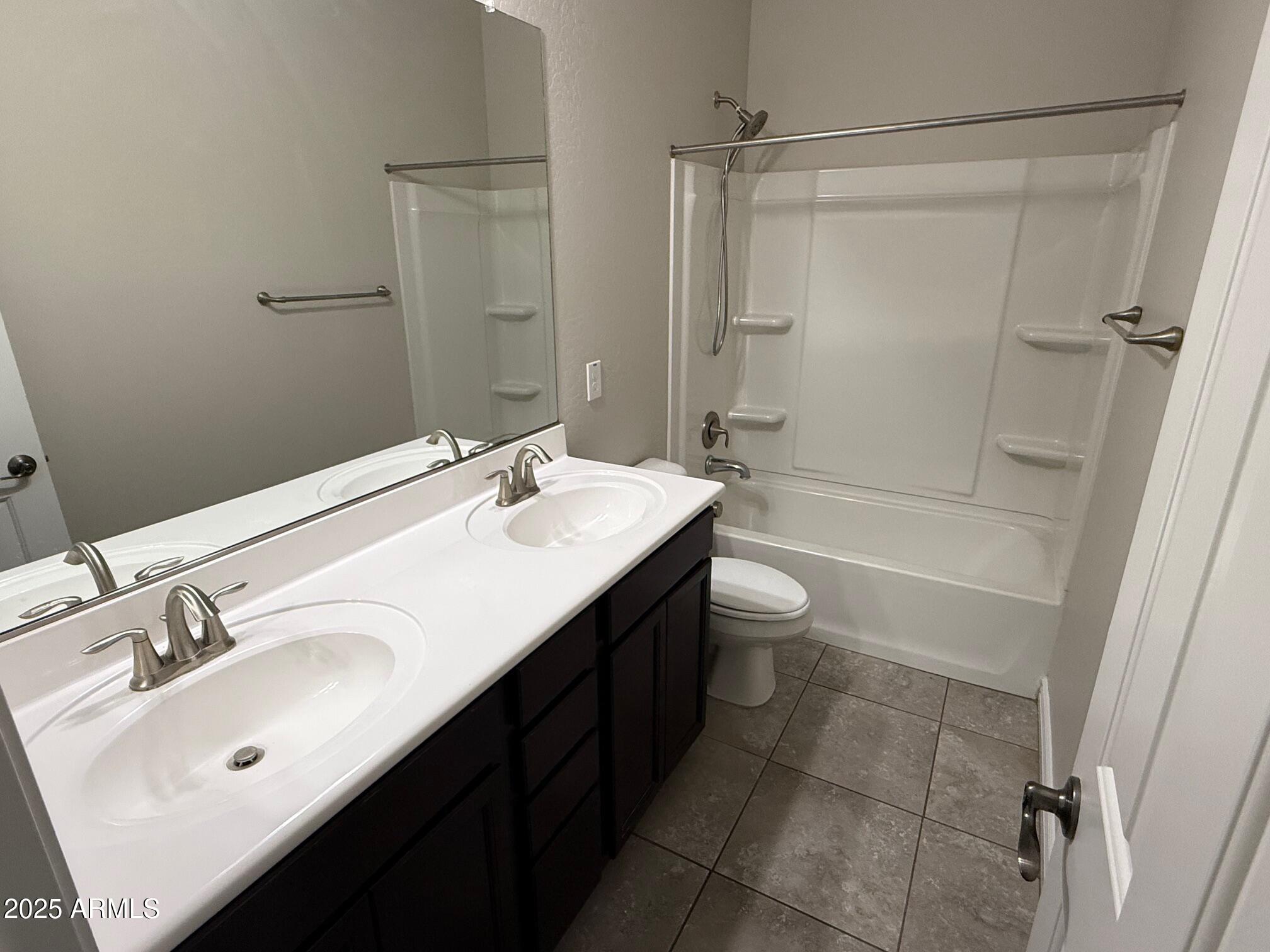 2682 East Gillcrest Road Gilbert, AZ 85298 - Photo 10 of 27 IMG_8036