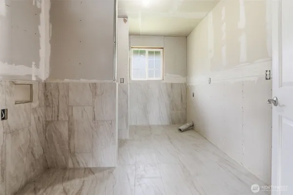 $1,200,000 | 20507 Northeast 68th Street, Vancouver, WA 98682