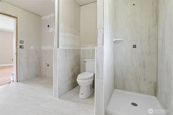 $1,200,000 | 20507 Northeast 68th Street, Vancouver, WA 98682