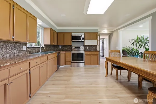 $1,200,000 | 20507 Northeast 68th Street, Vancouver, WA 98682