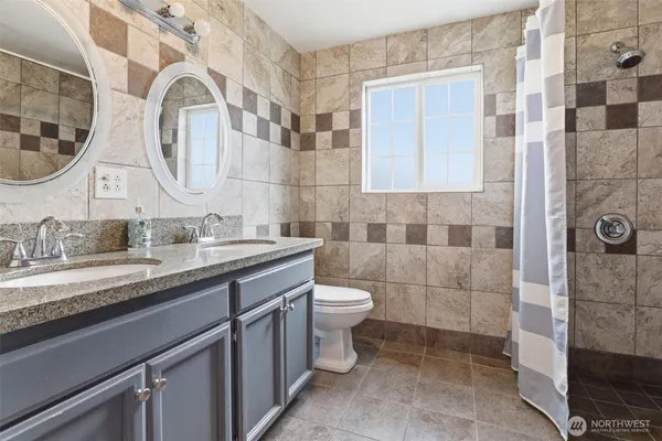 $1,200,000 | 20507 Northeast 68th Street, Vancouver, WA 98682