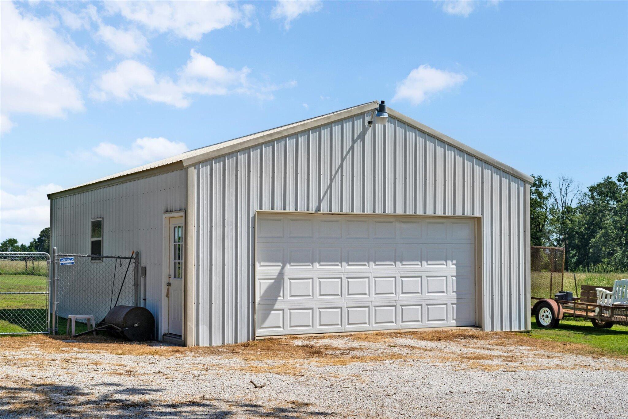 1731 East Aldrich Road Bolivar, MO 65613 - Photo 28 of 34 40-39