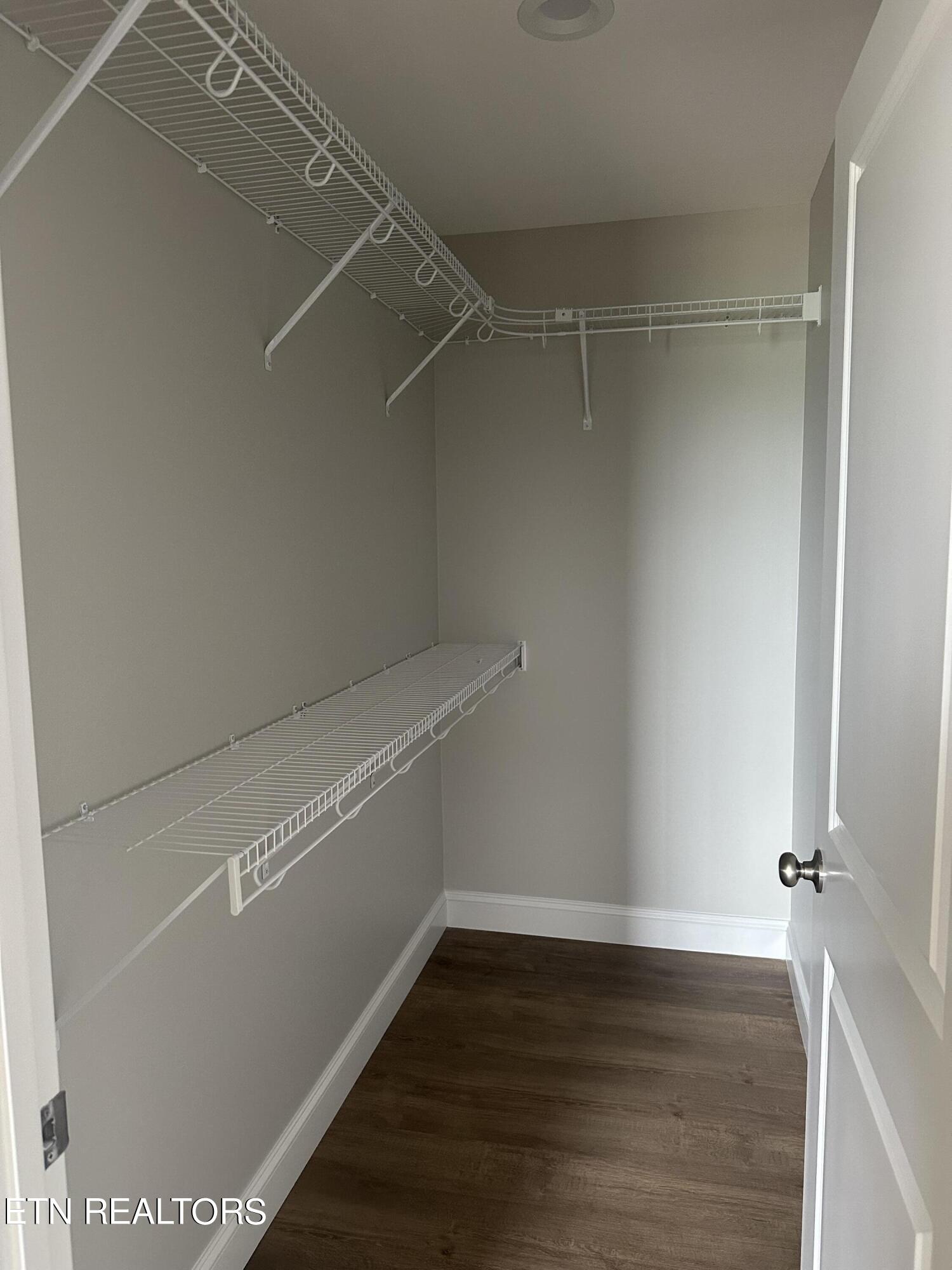 120 Middle Glen Road Maynardville, TN 37807 - Photo 8 of 12 Walk In Closet