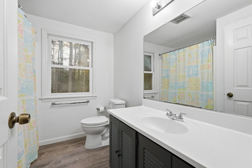 228 Aubinwood Road Amherst, MA 01002 - Photo 11 of 25