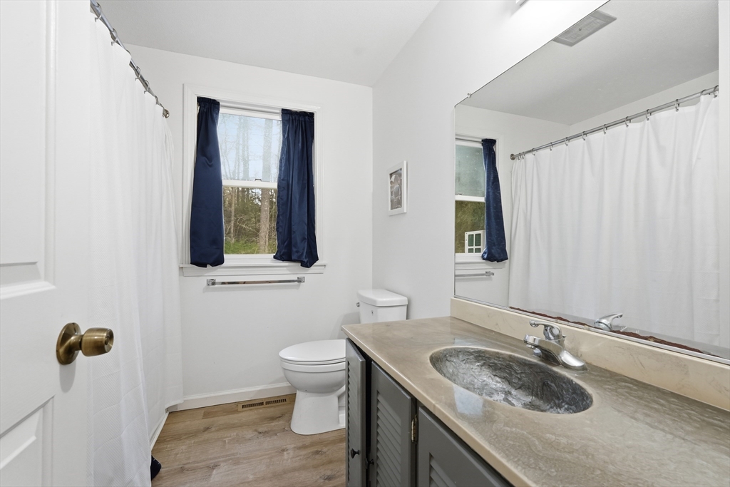 228 Aubinwood Road Amherst, MA 01002 - Photo 12 of 25