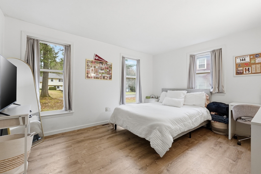 228 Aubinwood Road Amherst, MA 01002 - Photo 8 of 25