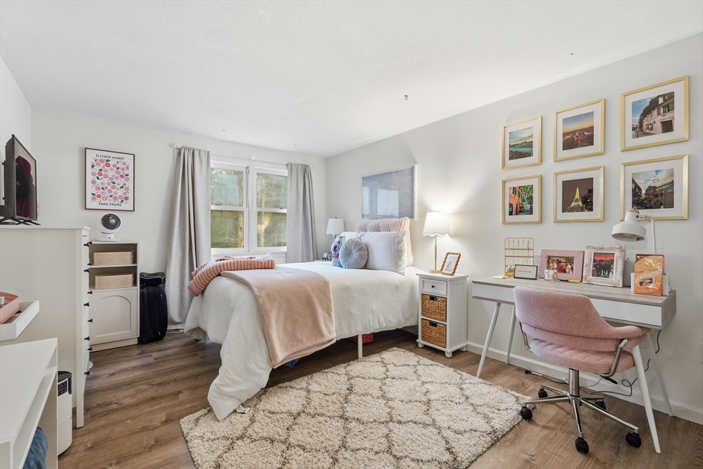 228 Aubinwood Road Amherst, MA 01002 - Photo 10 of 25