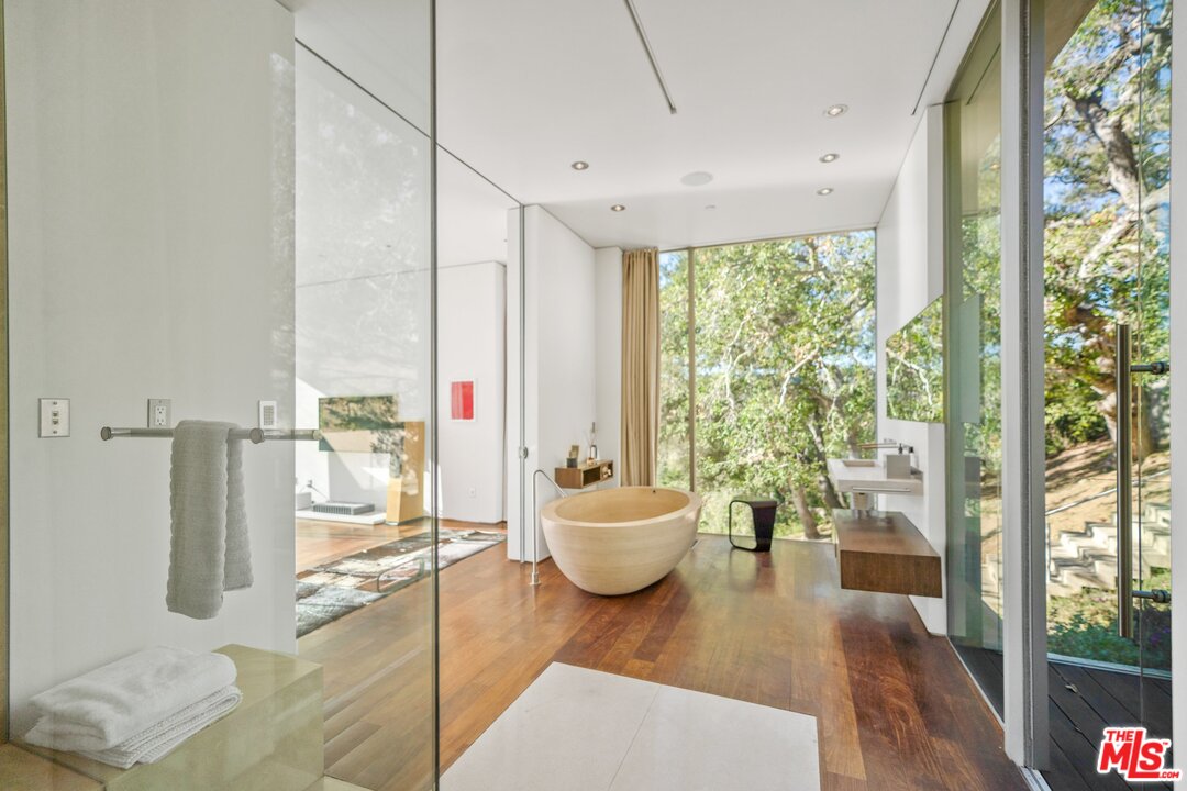 9727 Oak Pass Road Beverly Hills, CA 90210 - Photo 19 of 50