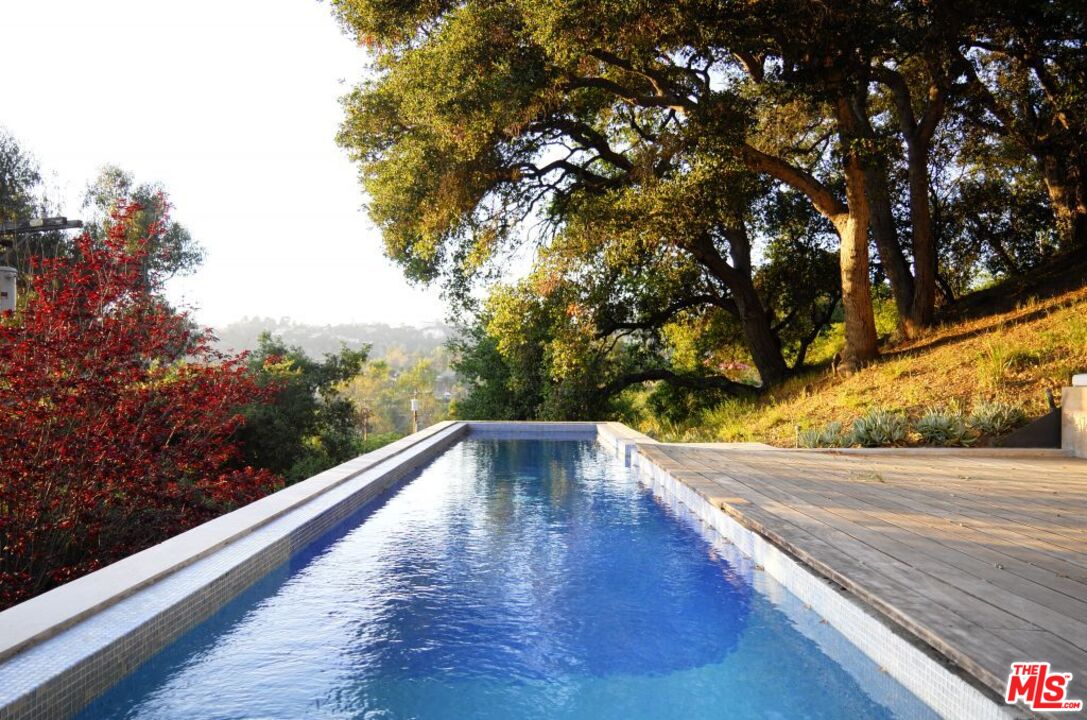 9727 Oak Pass Road Beverly Hills, CA 90210 - Photo 38 of 50