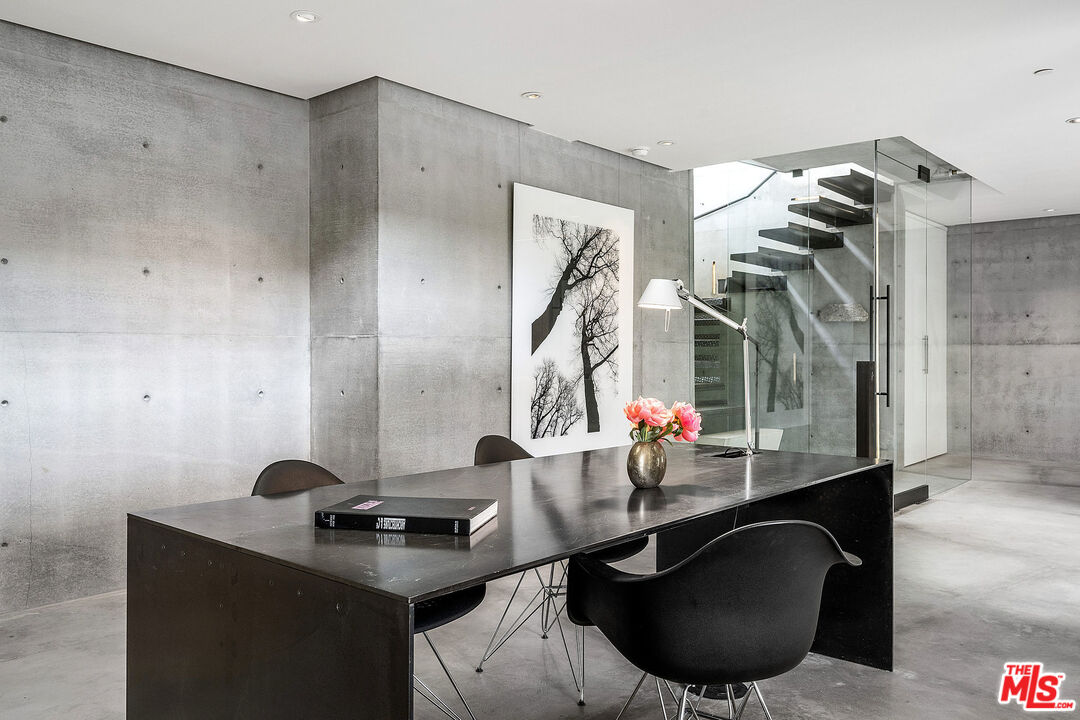 9727 Oak Pass Road Beverly Hills, CA 90210 - Photo 42 of 50
