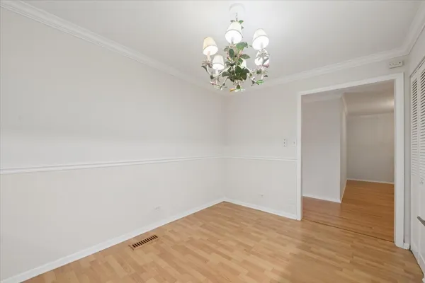 $335,000 | 411 Ashland Avenue, Unit 1A, River Forest, IL 60305