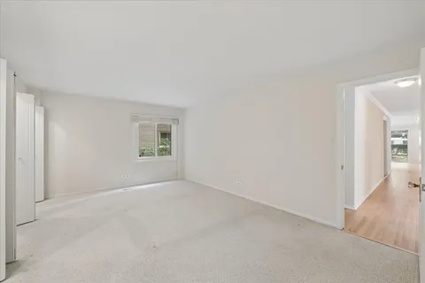 $335,000 | 411 Ashland Avenue, Unit 1A, River Forest, IL 60305