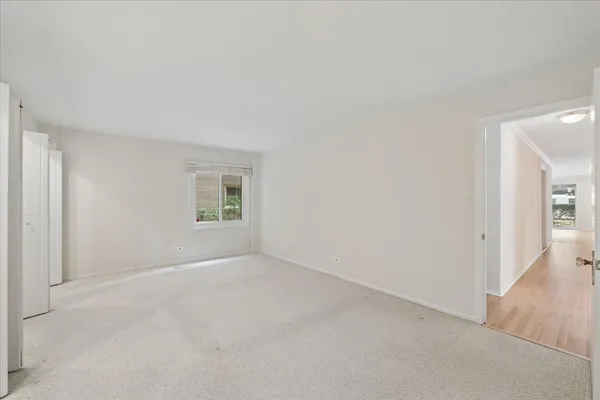 $335,000 | 411 Ashland Avenue, Unit 1A, River Forest, IL 60305