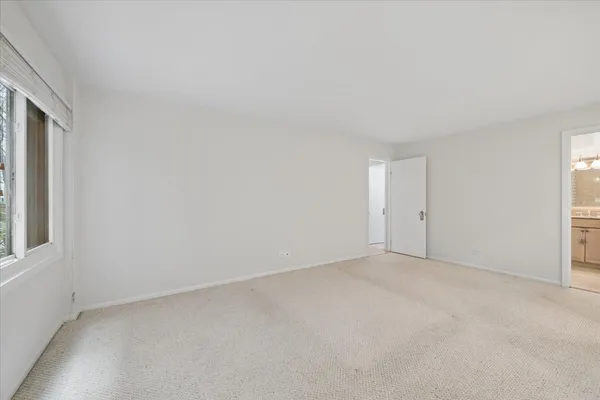 $335,000 | 411 Ashland Avenue, Unit 1A, River Forest, IL 60305