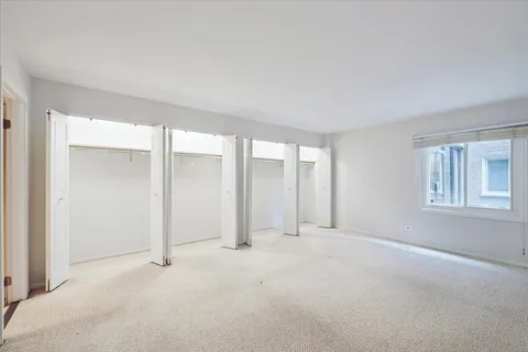 $335,000 | 411 Ashland Avenue, Unit 1A, River Forest, IL 60305