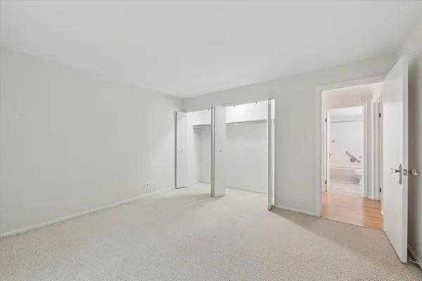 $335,000 | 411 Ashland Avenue, Unit 1A, River Forest, IL 60305