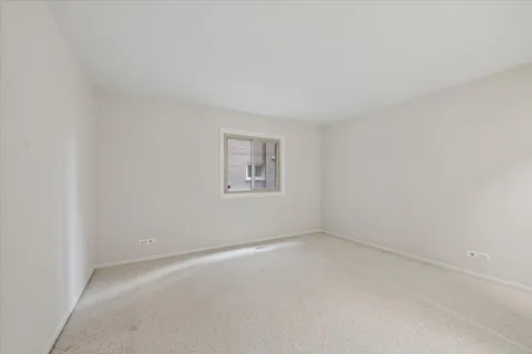 $335,000 | 411 Ashland Avenue, Unit 1A, River Forest, IL 60305