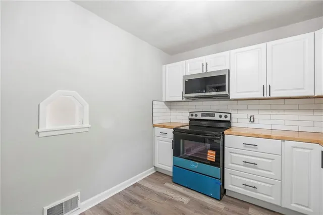 $335,000 | 1316 North Main Street, Independence, MO 64050