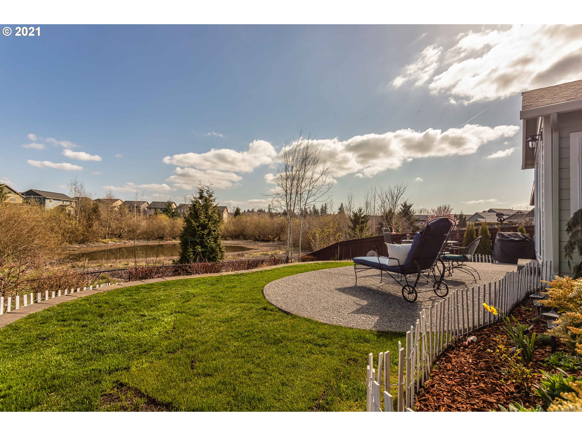 518 North Helens View Drive Ridgefield, WA 98642 - Photo 5 of 19
