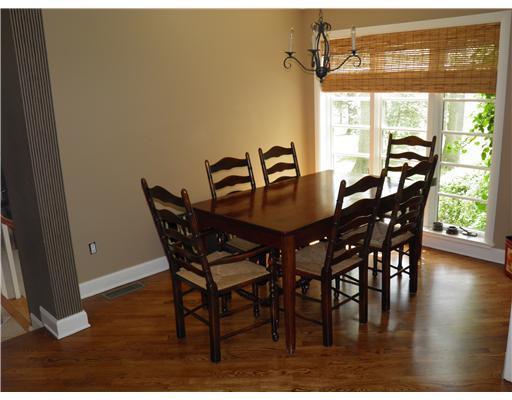 847 Persimmon Road Sewickley Heights, PA 15143 - Photo 7 of 19 Kitchen.