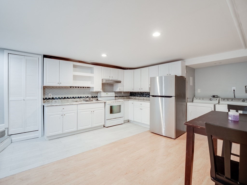 56 Lawrence Road Lynn, MA 01904 - Photo 24 of 36 Gallery Image 24