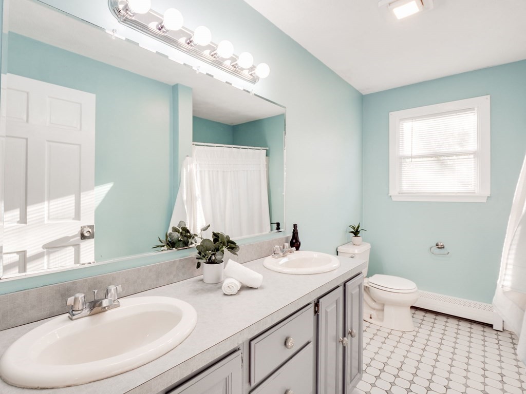 56 Lawrence Road Lynn, MA 01904 - Photo 27 of 36 Gallery Image 27